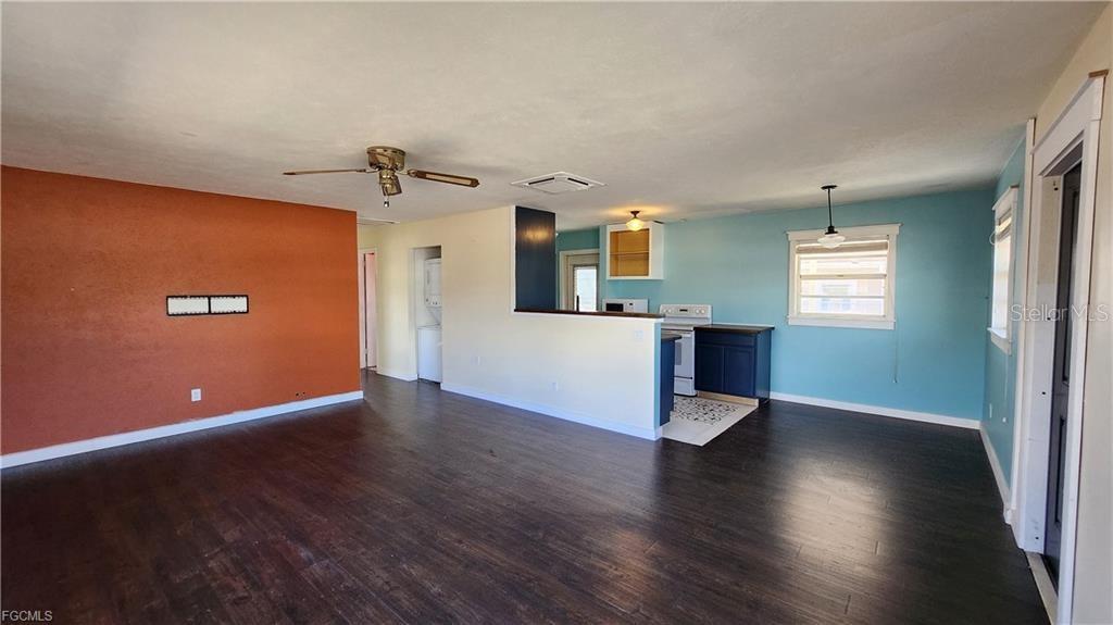 1169 CHEROKEE AVE, LEHIGH ACRES, FL — photo 2