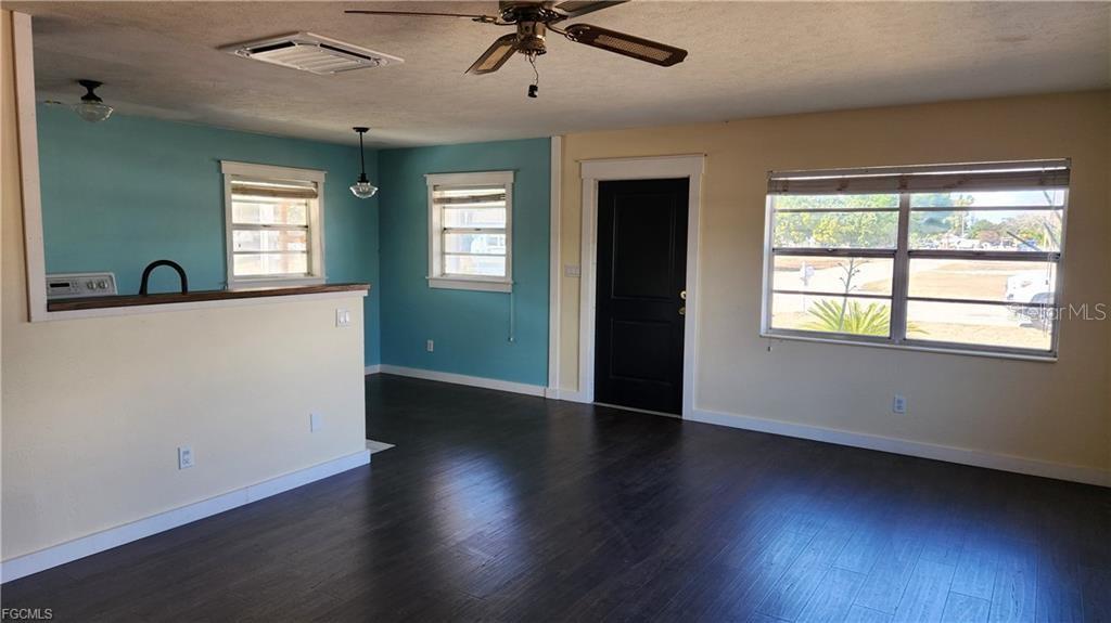 1169 CHEROKEE AVE, LEHIGH ACRES, FL — photo 4