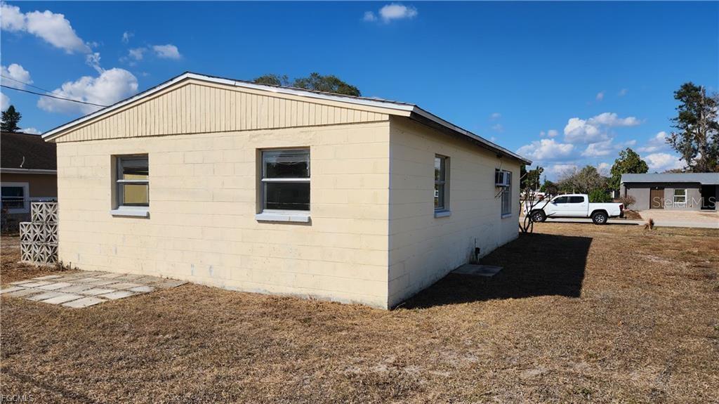 1169 CHEROKEE AVE, LEHIGH ACRES, FL — photo 18