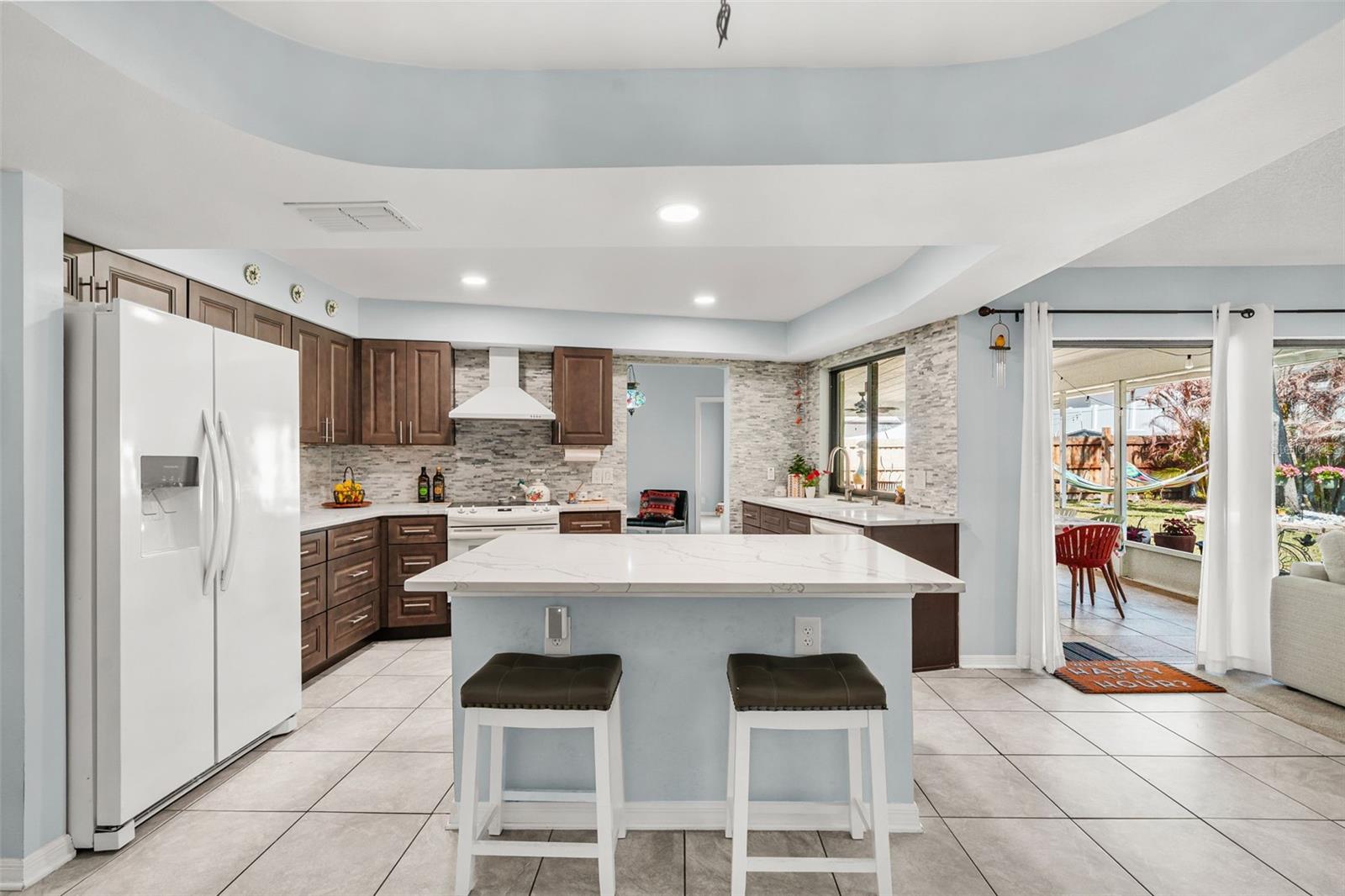 2715 BERRYKNOLL PL, VALRICO, FL — photo 16
