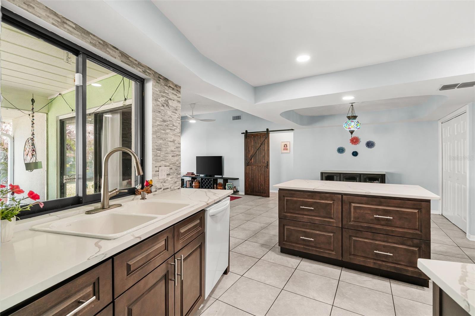 2715 BERRYKNOLL PL, VALRICO, FL — photo 17