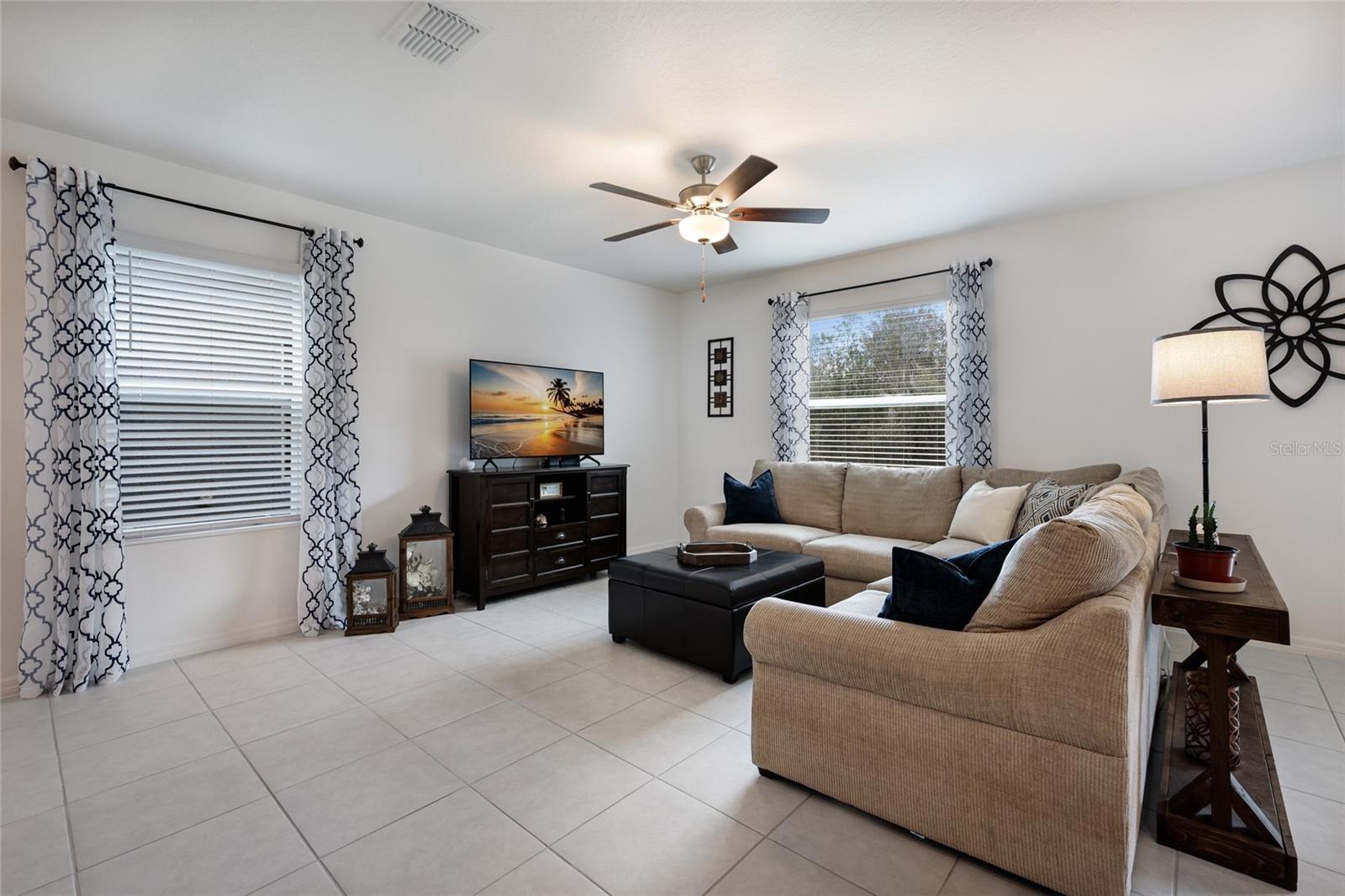 5552 BLUE AZURE DR, WIMAUMA, FL — photo 7