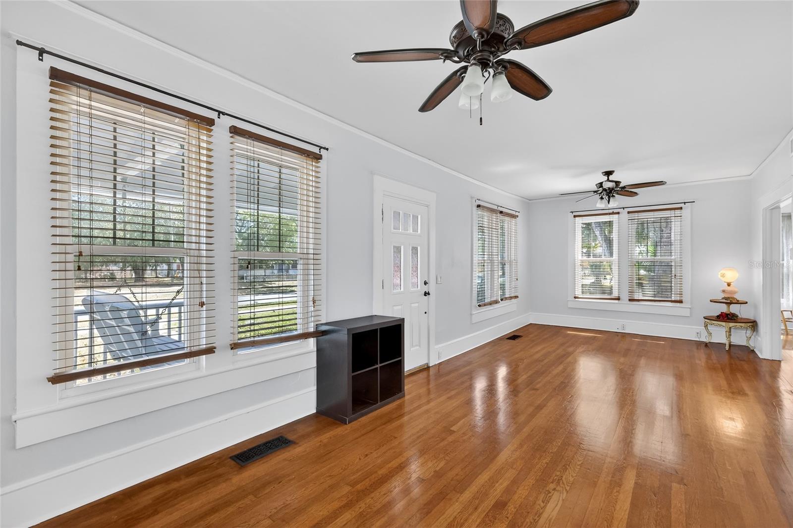 92 S TROWELL AVE, UMATILLA, FL — photo 18