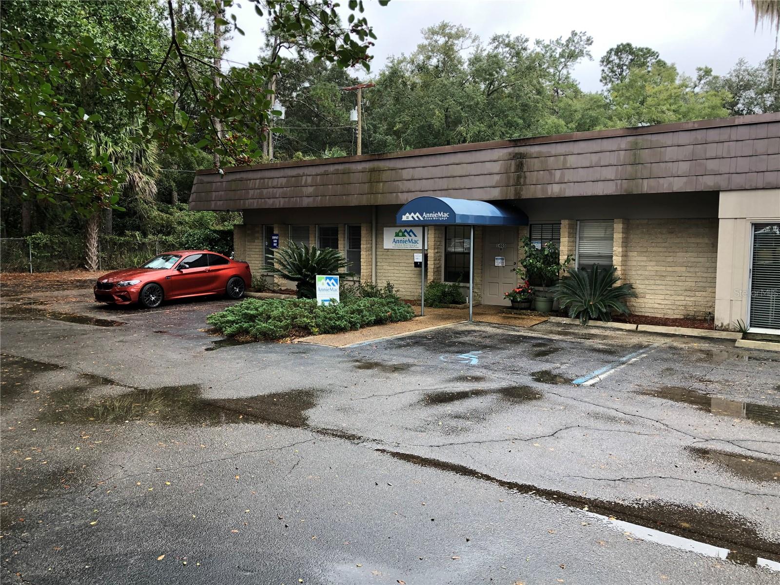 1405 NW 13TH ST #B, GAINESVILLE, FL — photo 2
