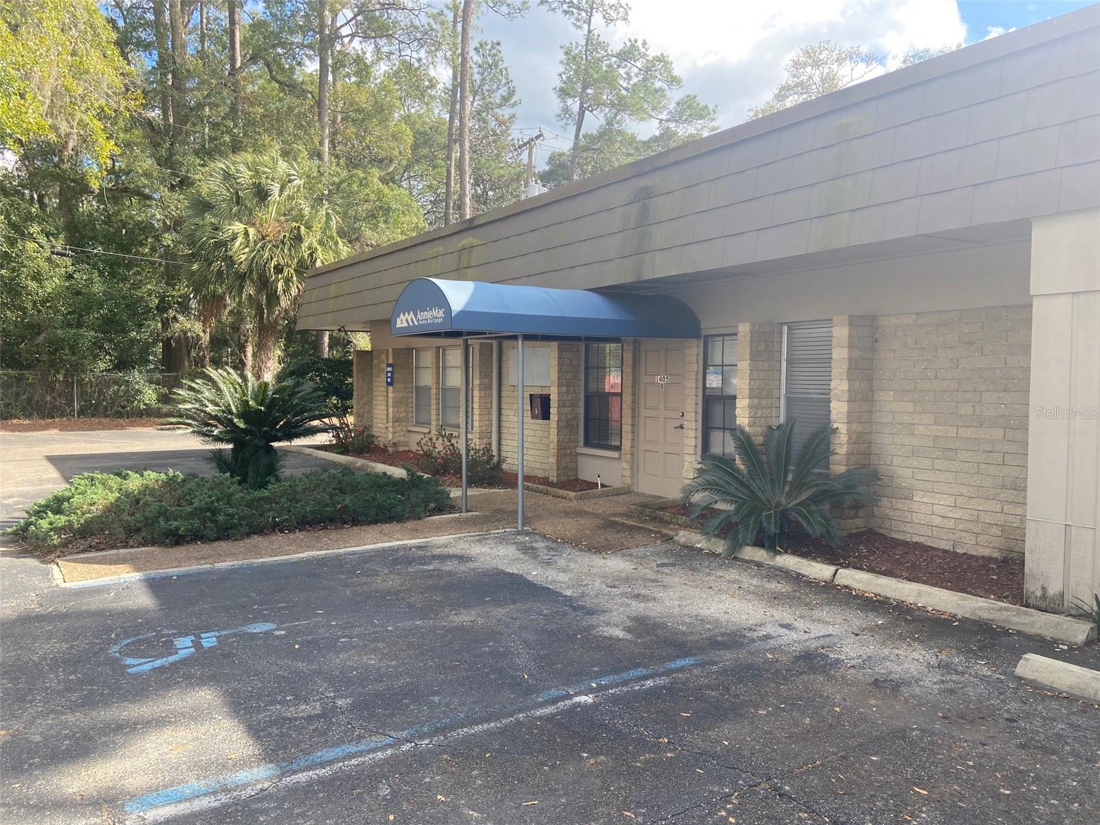 1405 NW 13TH ST #B, GAINESVILLE, FL — photo 3