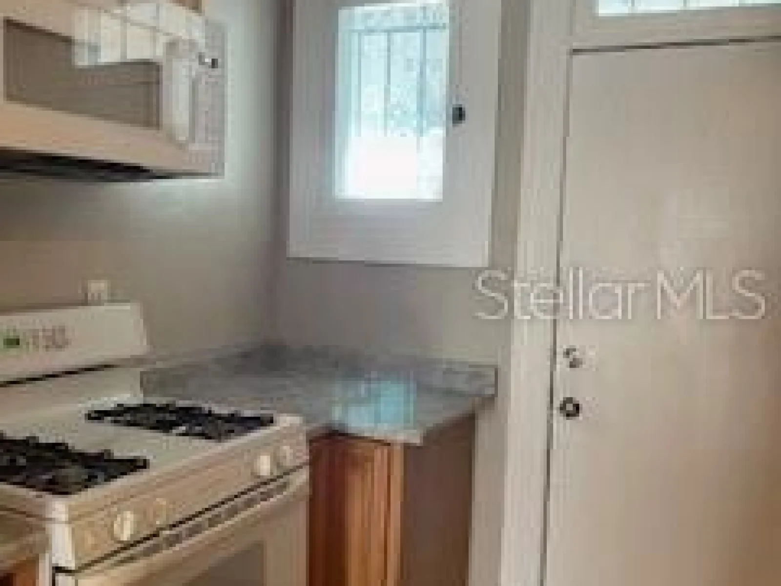 912 E SAINT CLAIR ST, TAMPA, FL — photo 2
