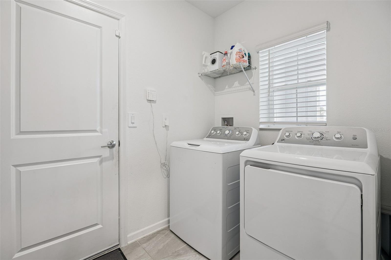6836 PERCH HAMMOCK LOOP, GROVELAND, FL — photo 54