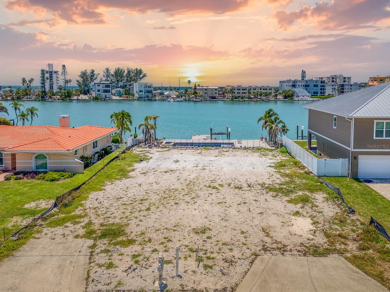 10126 TARPON DR, TREASURE ISLAND, FL — photo 4