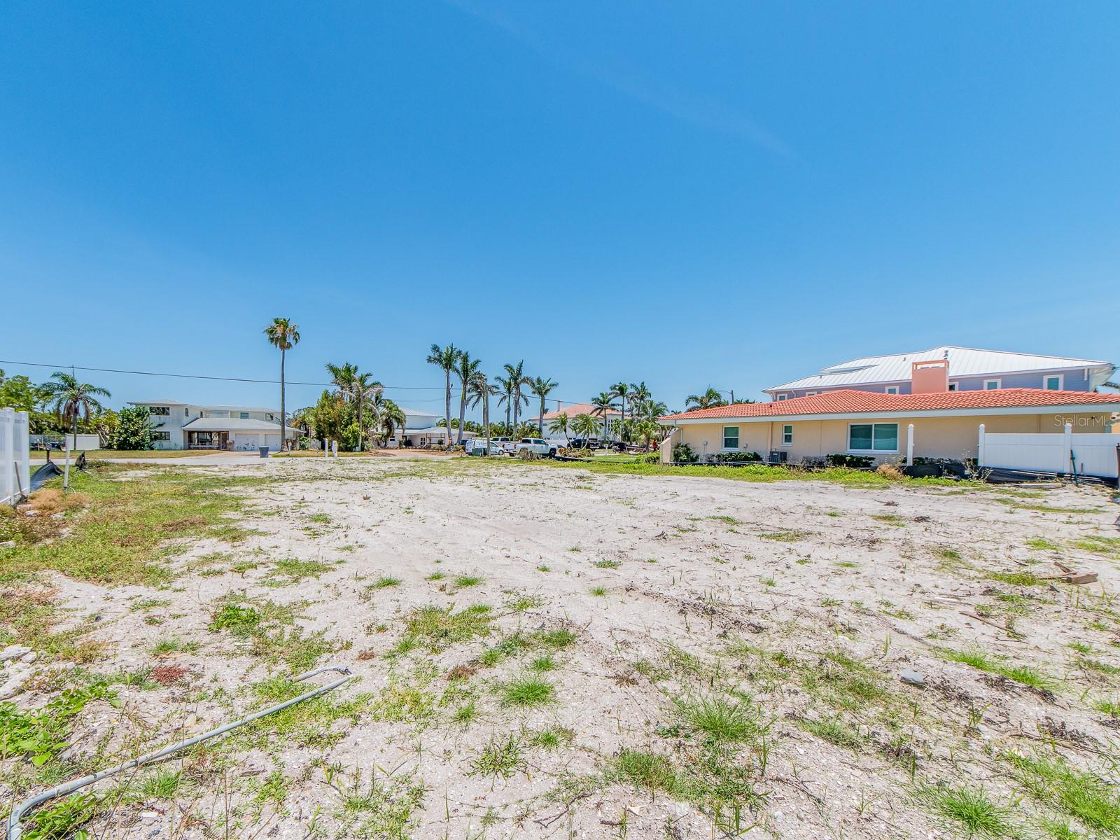 10126 TARPON DR, TREASURE ISLAND, FL — photo 11