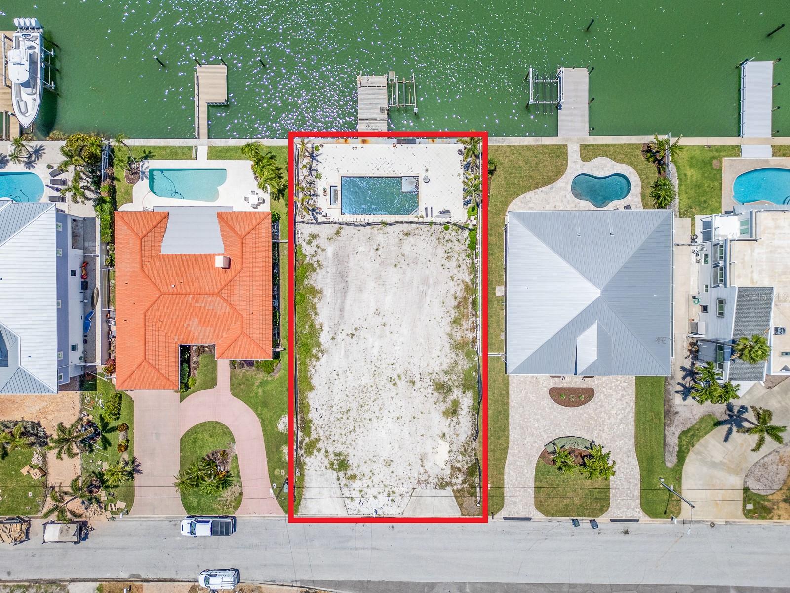 10126 TARPON DR, TREASURE ISLAND, FL — photo 12