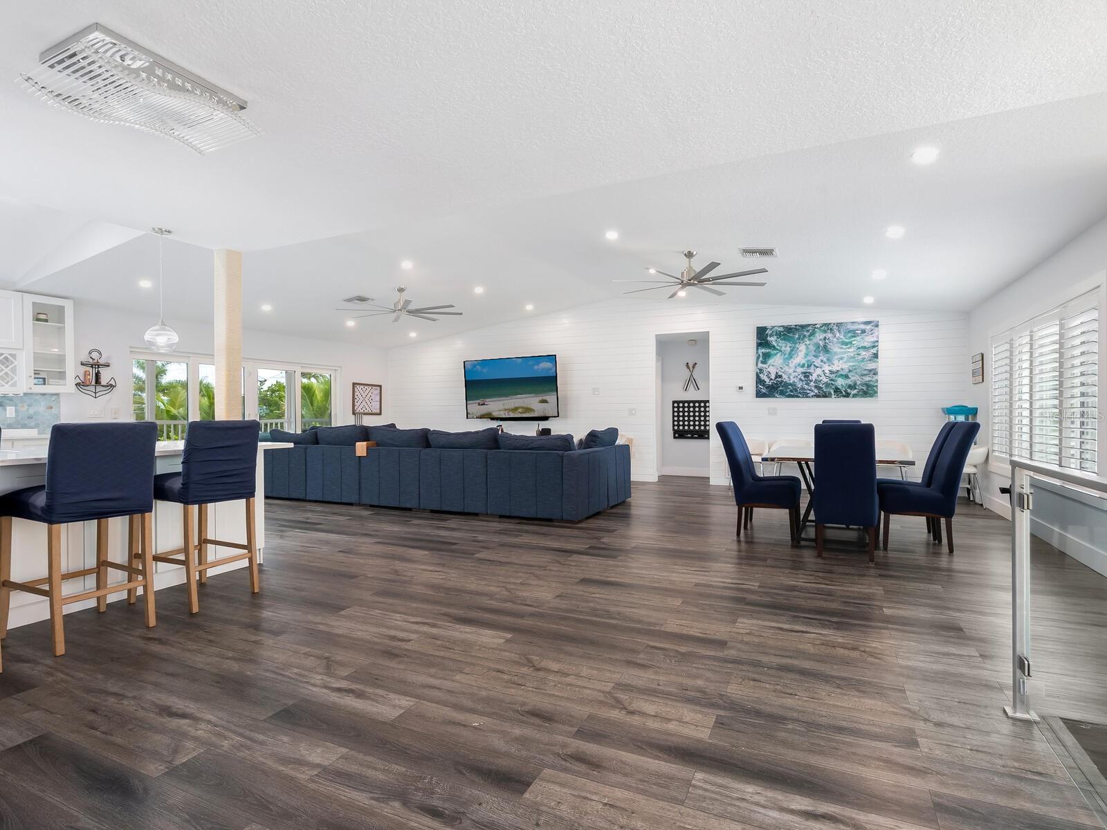 501 NORTON ST, LONGBOAT KEY, FL — photo 8
