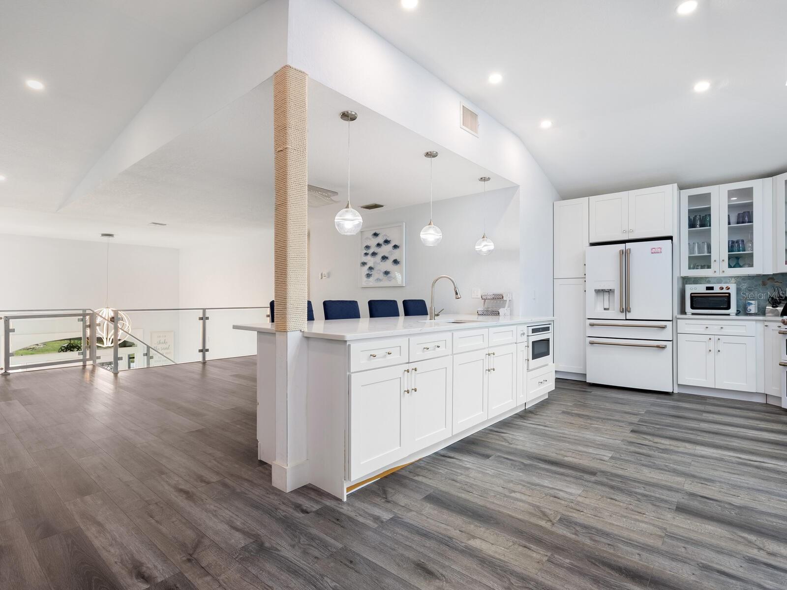501 NORTON ST, LONGBOAT KEY, FL — photo 15