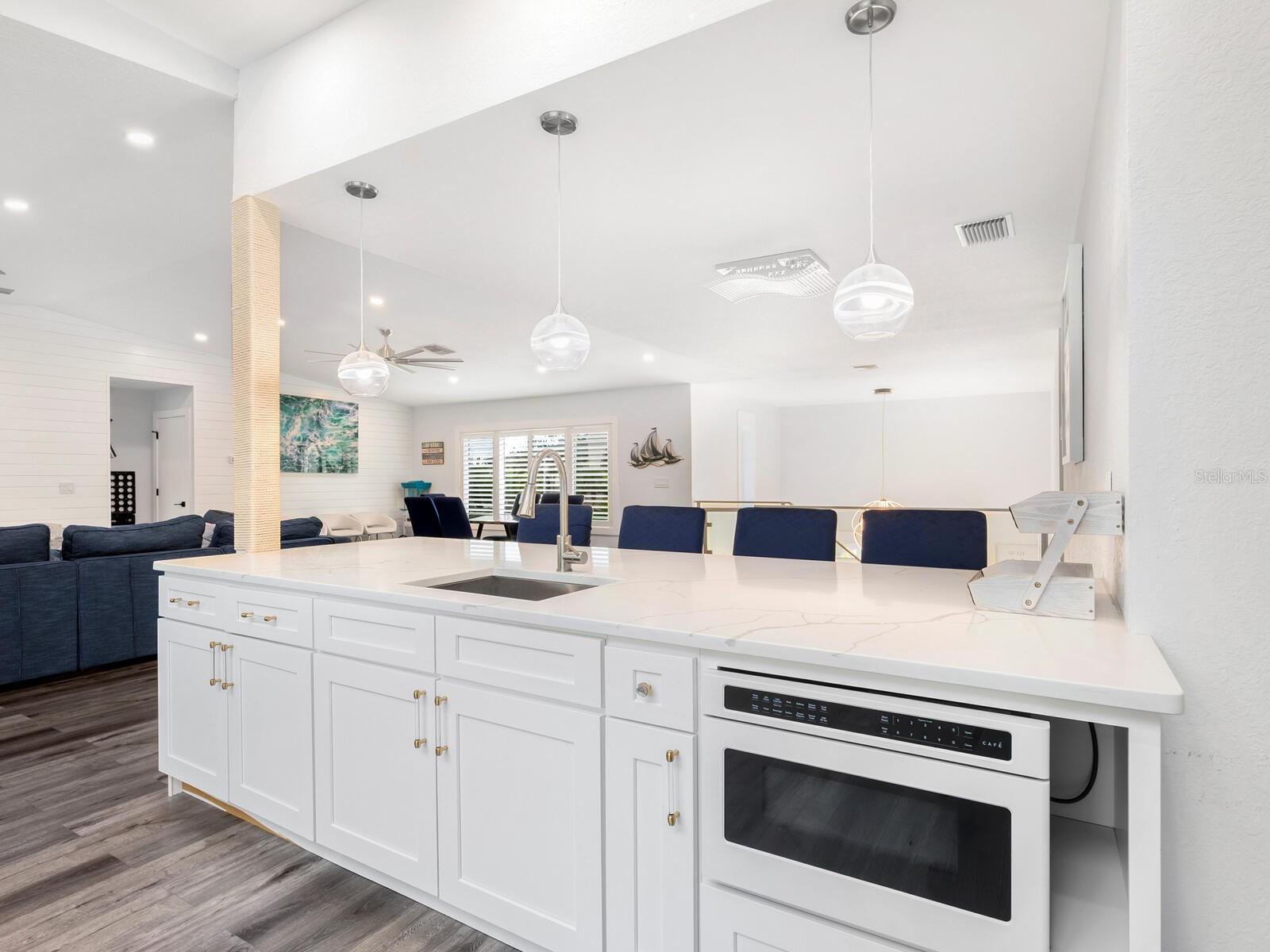 501 NORTON ST, LONGBOAT KEY, FL — photo 17