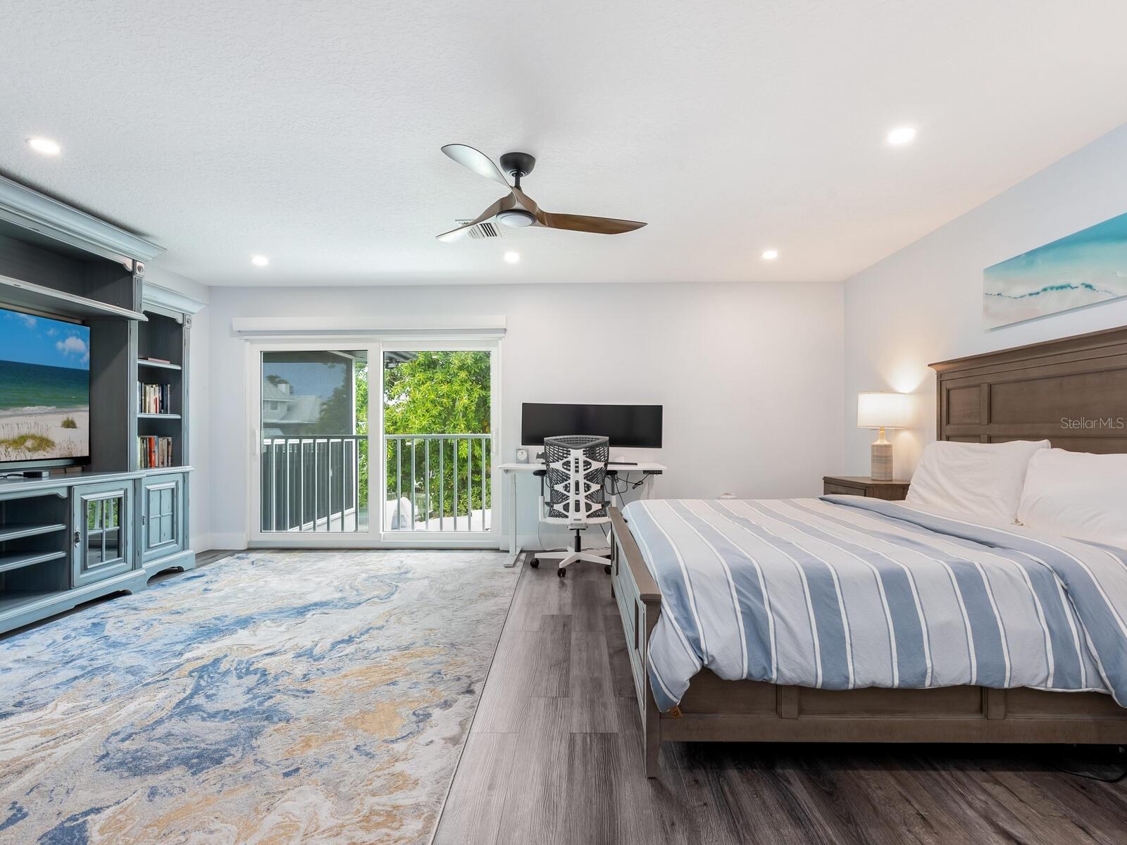 501 NORTON ST, LONGBOAT KEY, FL — photo 20