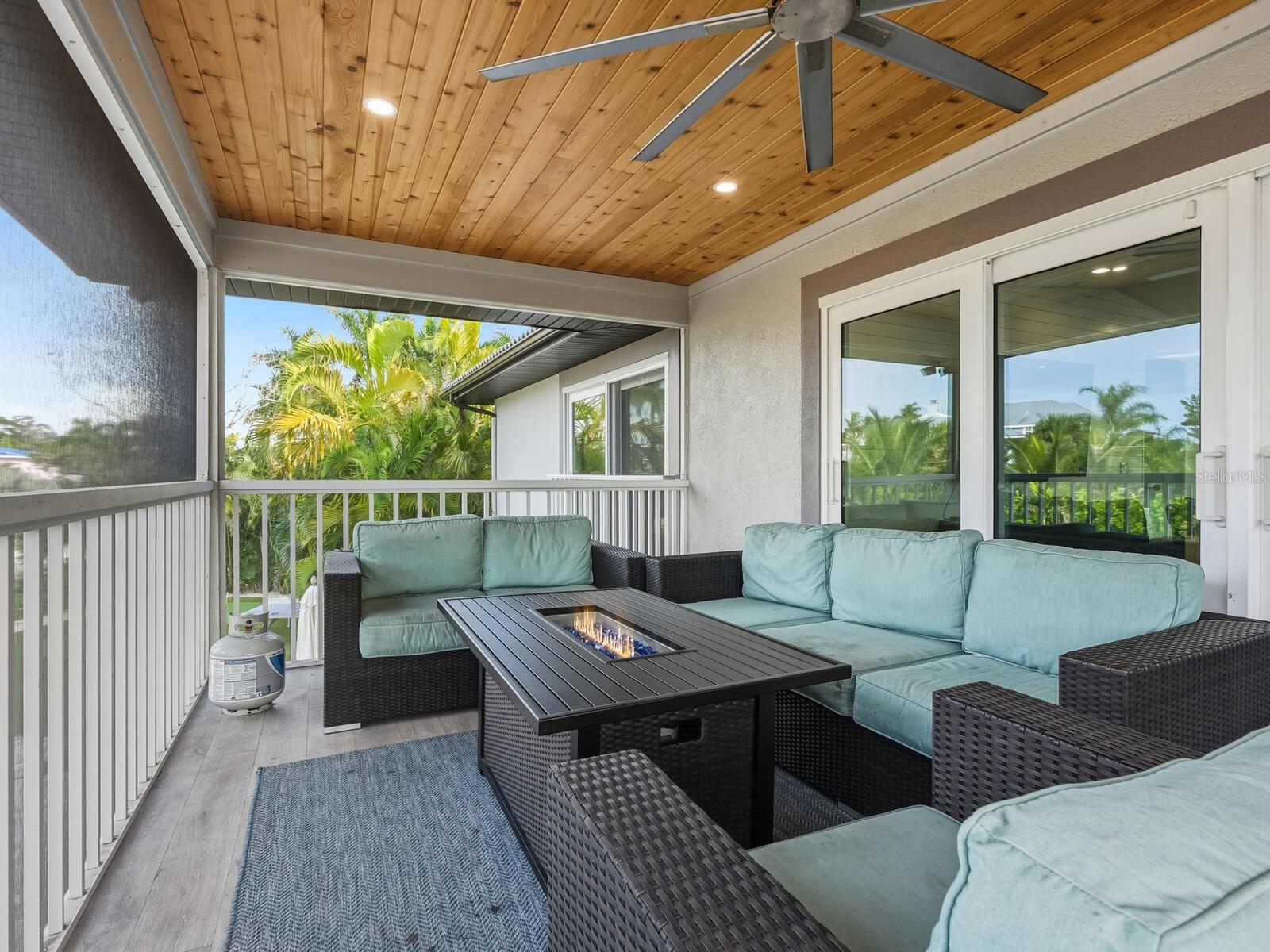 501 NORTON ST, LONGBOAT KEY, FL — photo 39