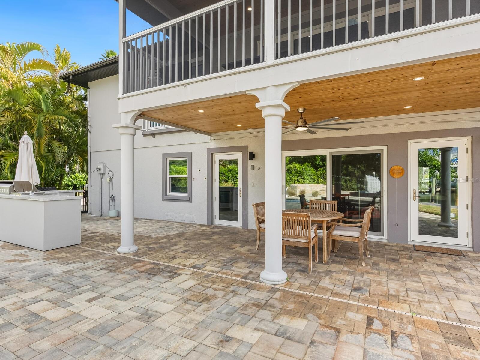 501 NORTON ST, LONGBOAT KEY, FL — photo 41