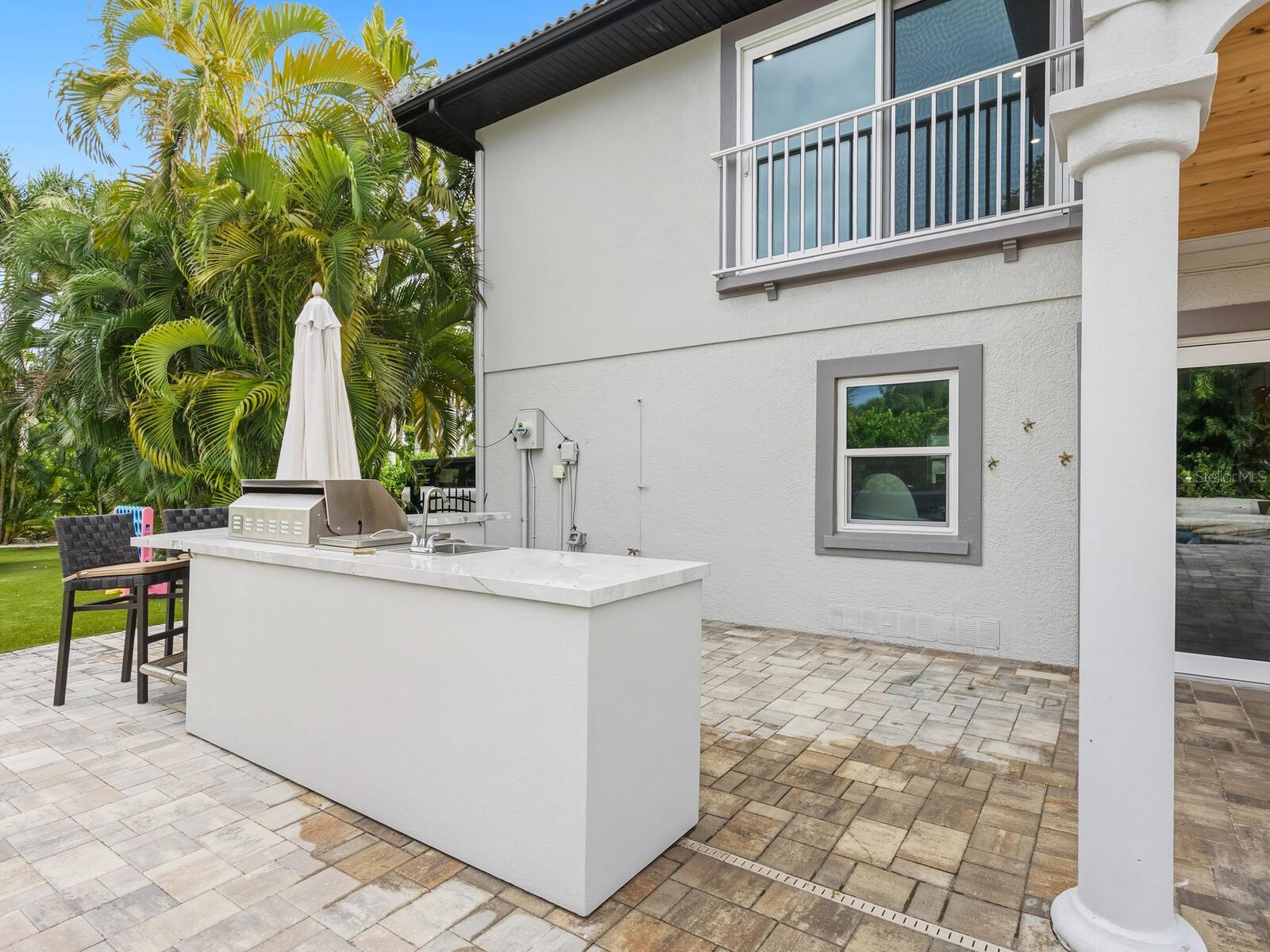 501 NORTON ST, LONGBOAT KEY, FL — photo 42