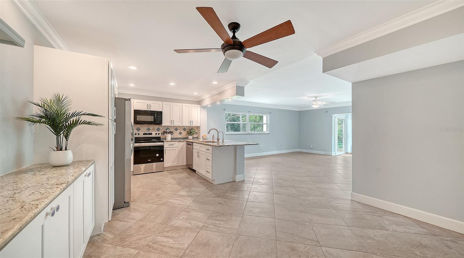 225 HOURGLASS WAY #106, SARASOTA, FL — photo 7