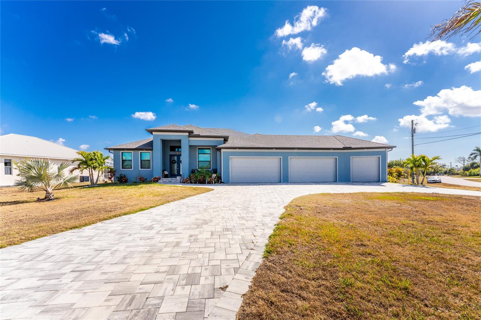 401 ALBATROSS RD, ROTONDA WEST, FL — photo 2