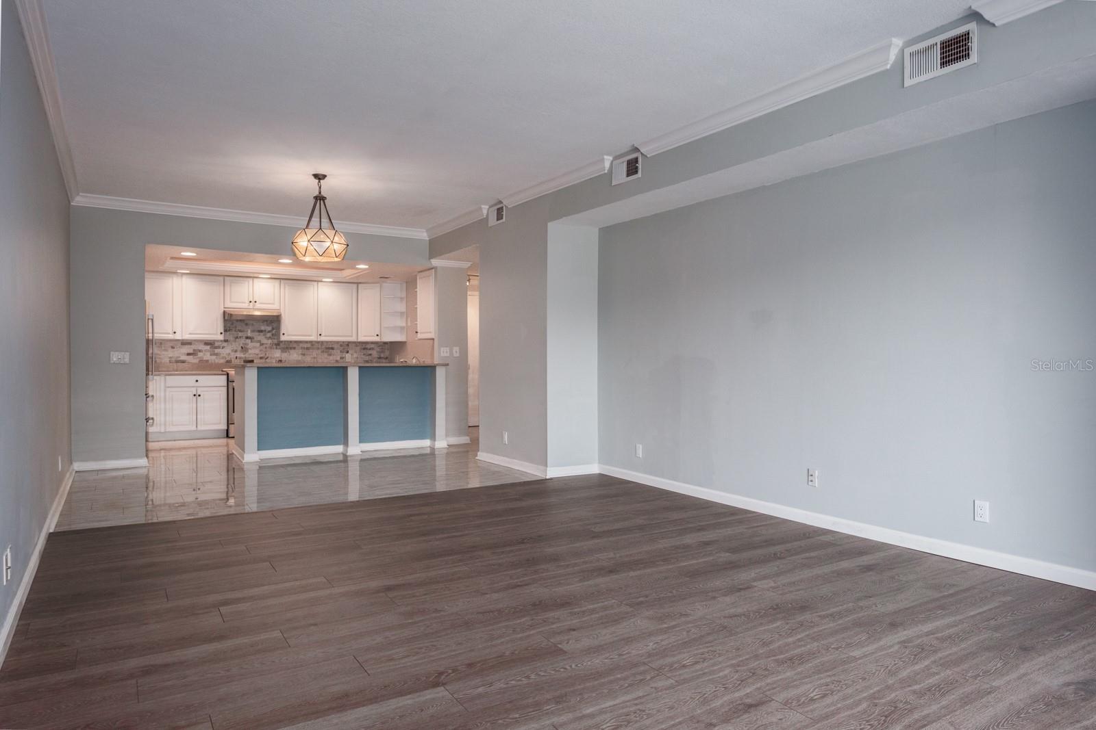 8 BELLEVIEW BLVD #108, BELLEAIR, FL — photo 12