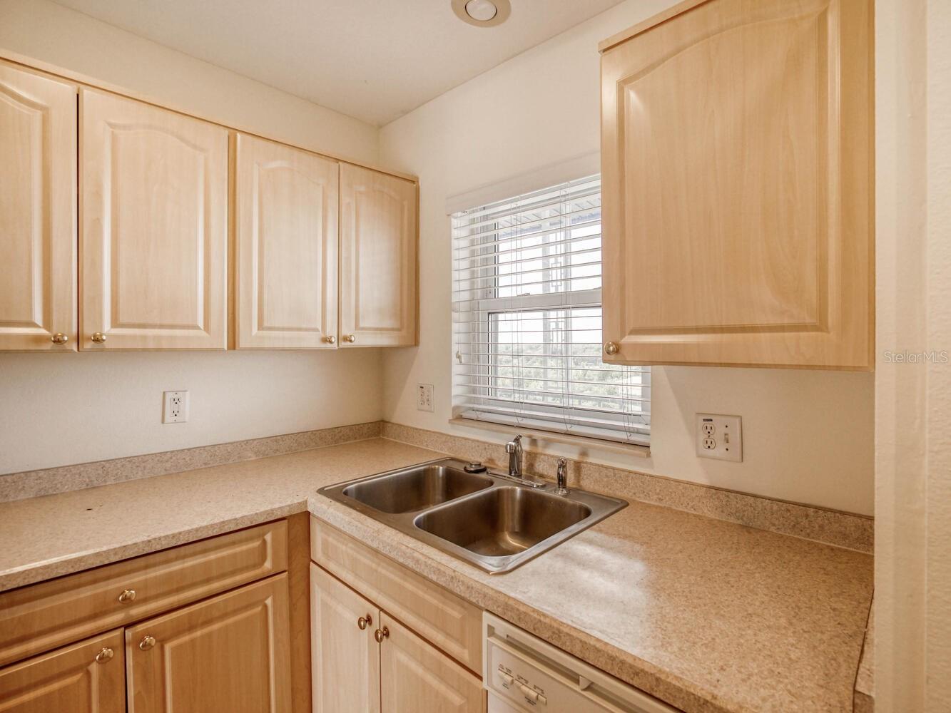 4939 FLORAMAR TER #904, NEW PORT RICHEY, FL — photo 13