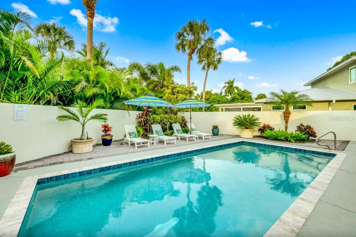 301 JACKSON DR, SARASOTA, FL — photo 4