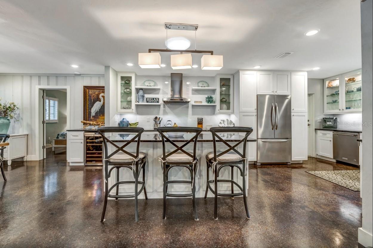 301 JACKSON DR, SARASOTA, FL — photo 5