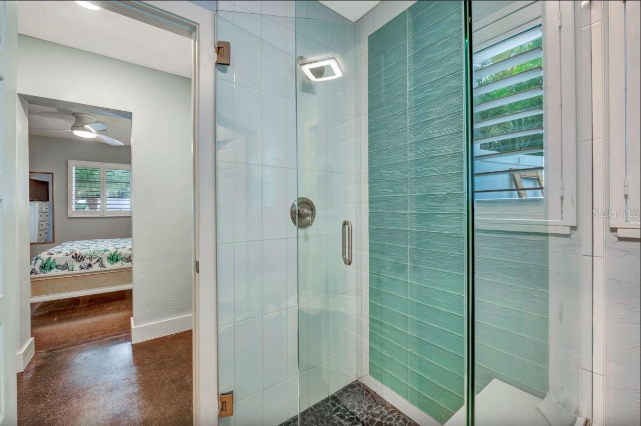 301 JACKSON DR, SARASOTA, FL — photo 14
