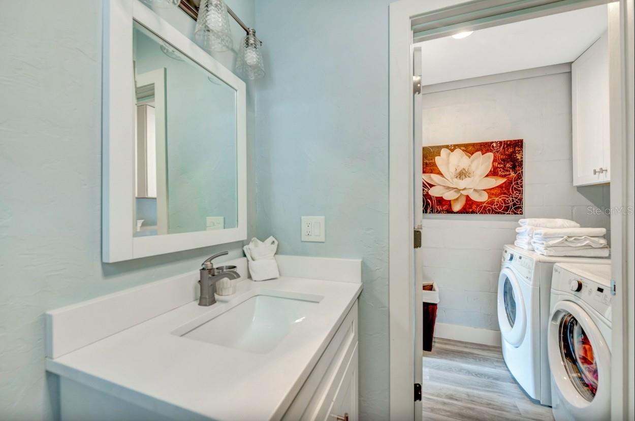 301 JACKSON DR, SARASOTA, FL — photo 16
