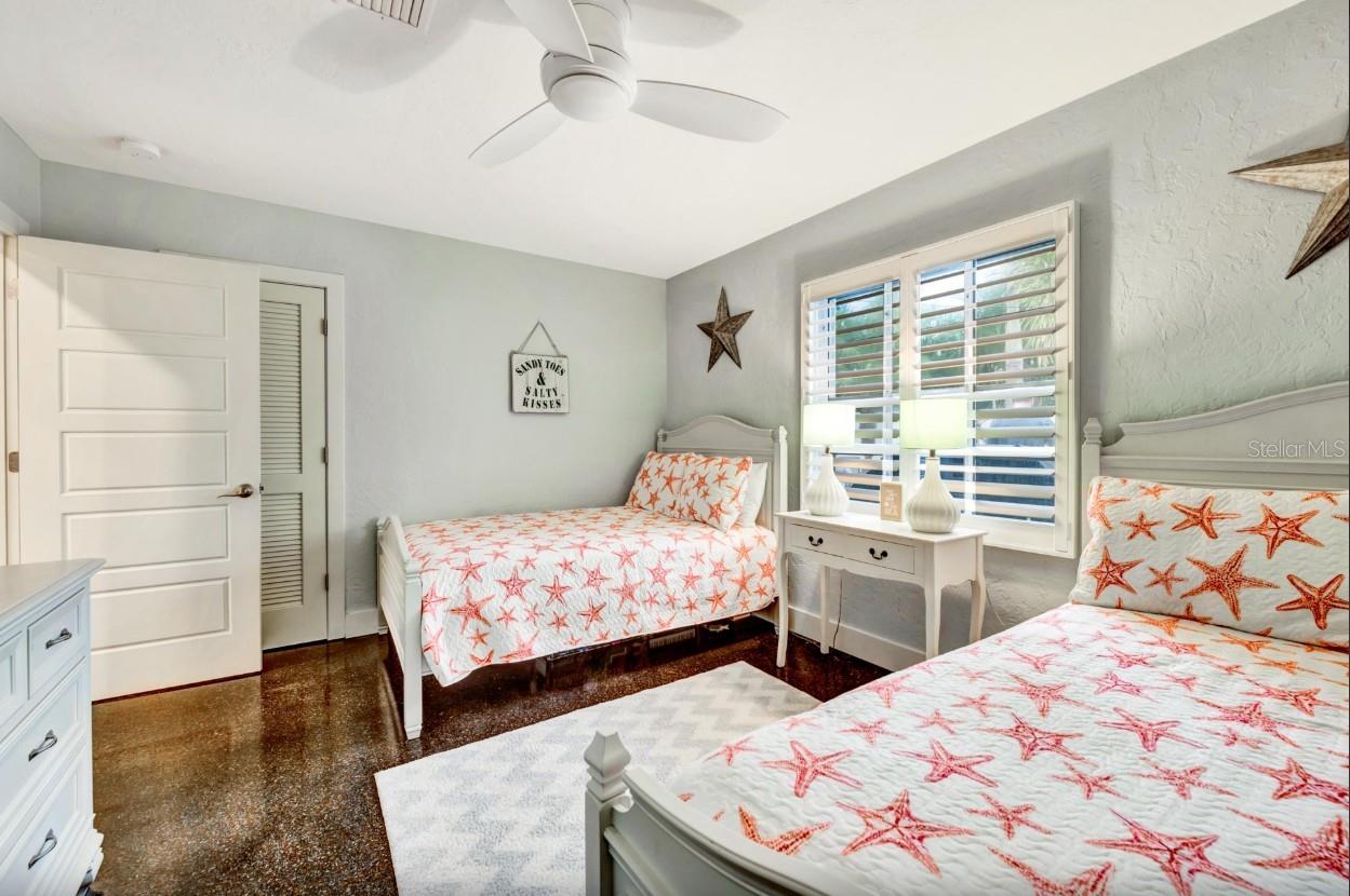301 JACKSON DR, SARASOTA, FL — photo 25