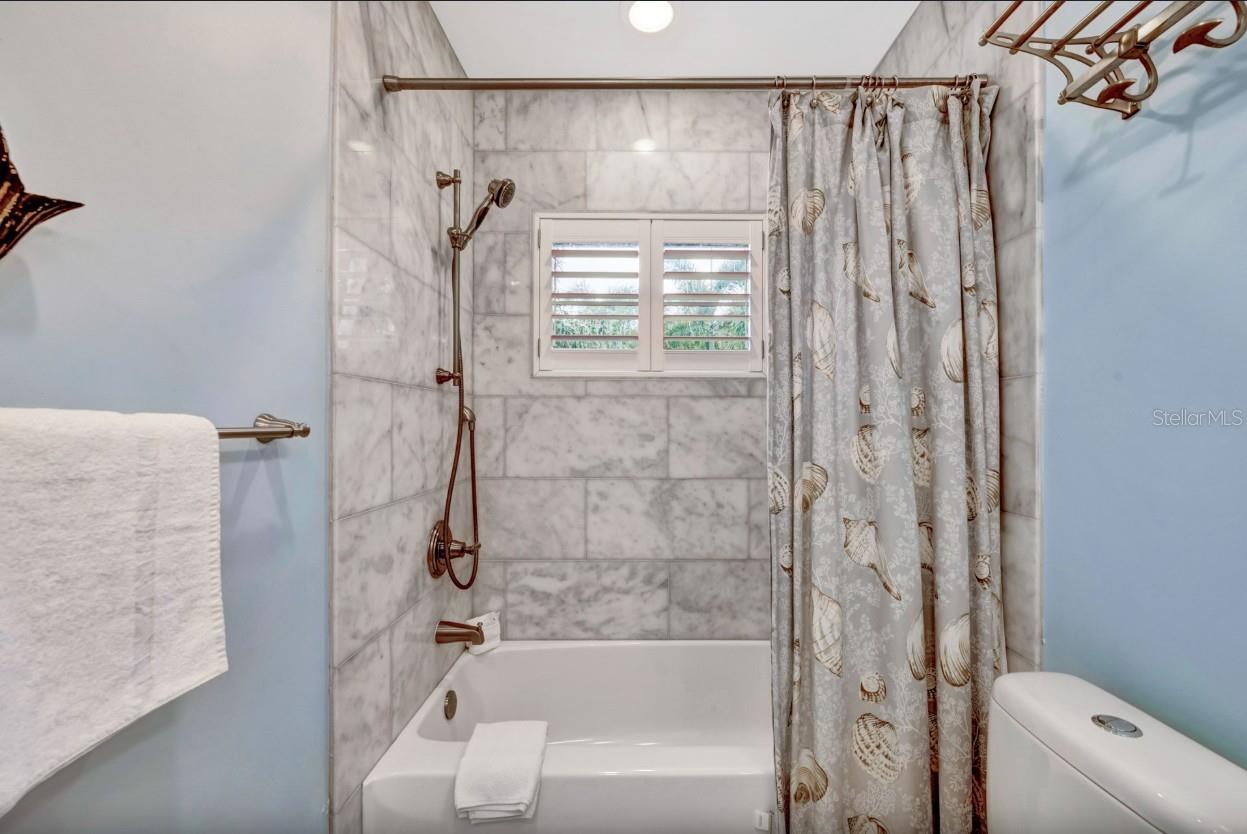 301 JACKSON DR, SARASOTA, FL — photo 28