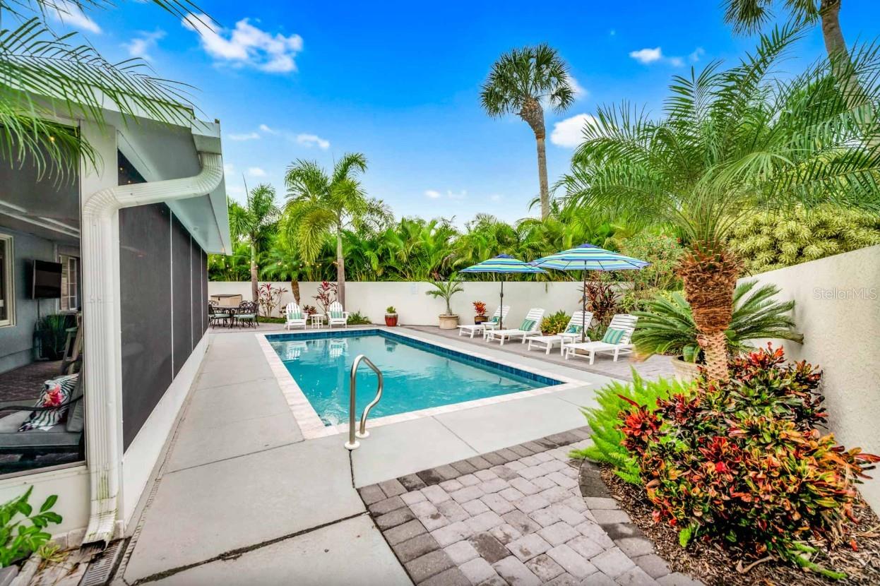 301 JACKSON DR, SARASOTA, FL — photo 37