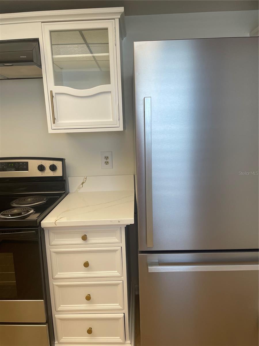 5200 BRITTANY DR S #1804, ST PETERSBURG, FL — photo 8