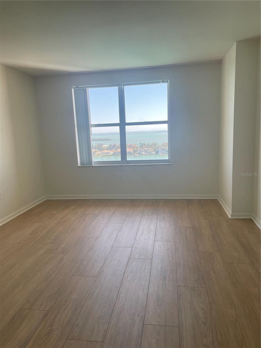 5200 BRITTANY DR S #1804, ST PETERSBURG, FL — photo 25