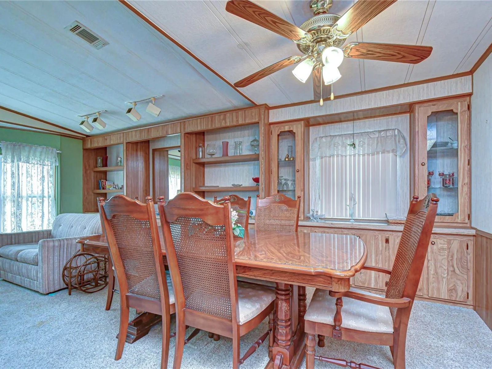 35145 WAGNER WAY, ZEPHYRHILLS, FL — photo 30