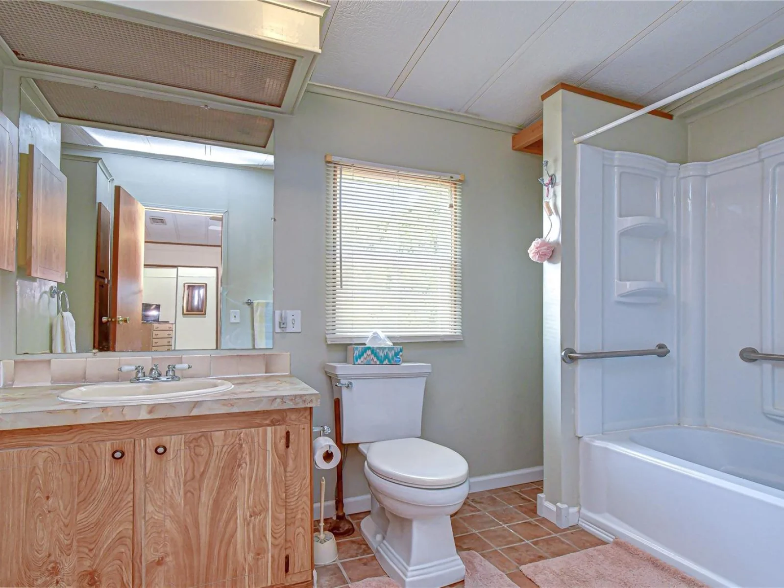 35145 WAGNER WAY, ZEPHYRHILLS, FL — photo 57