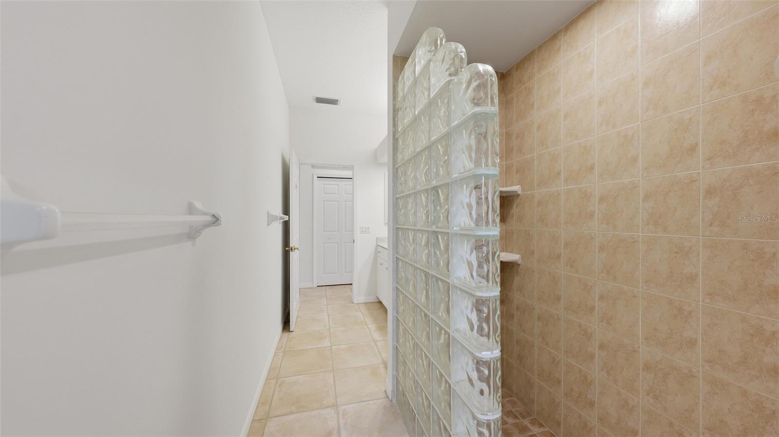 6228 AVENTURA DR, SARASOTA, FL — photo 31