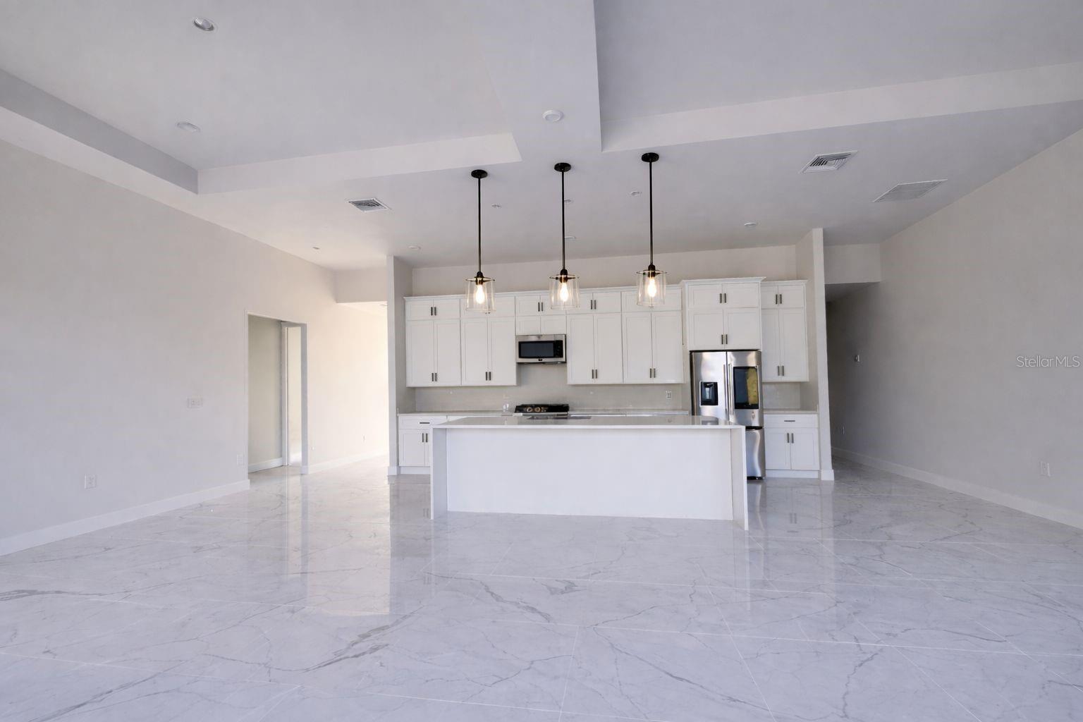 9477 ATTICA CIR, PORT CHARLOTTE, FL — photo 4