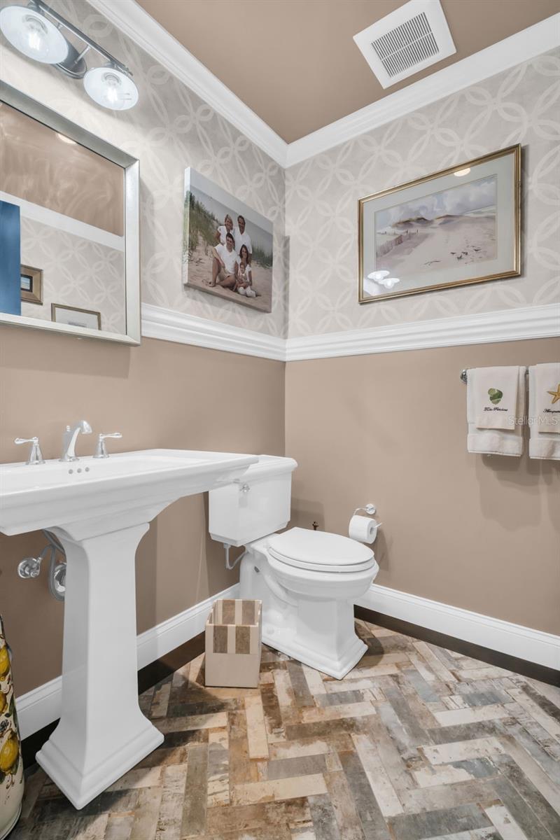 100 1ST AVE N #3404, ST PETERSBURG, FL — photo 46