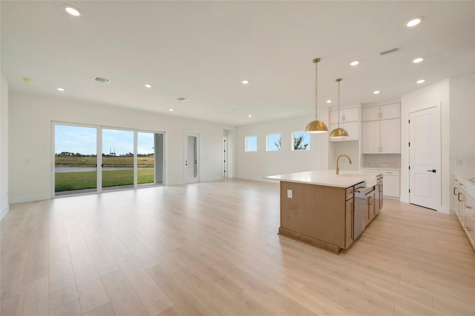 17988 FOXTAIL LOOP, VENICE, FL — photo 7