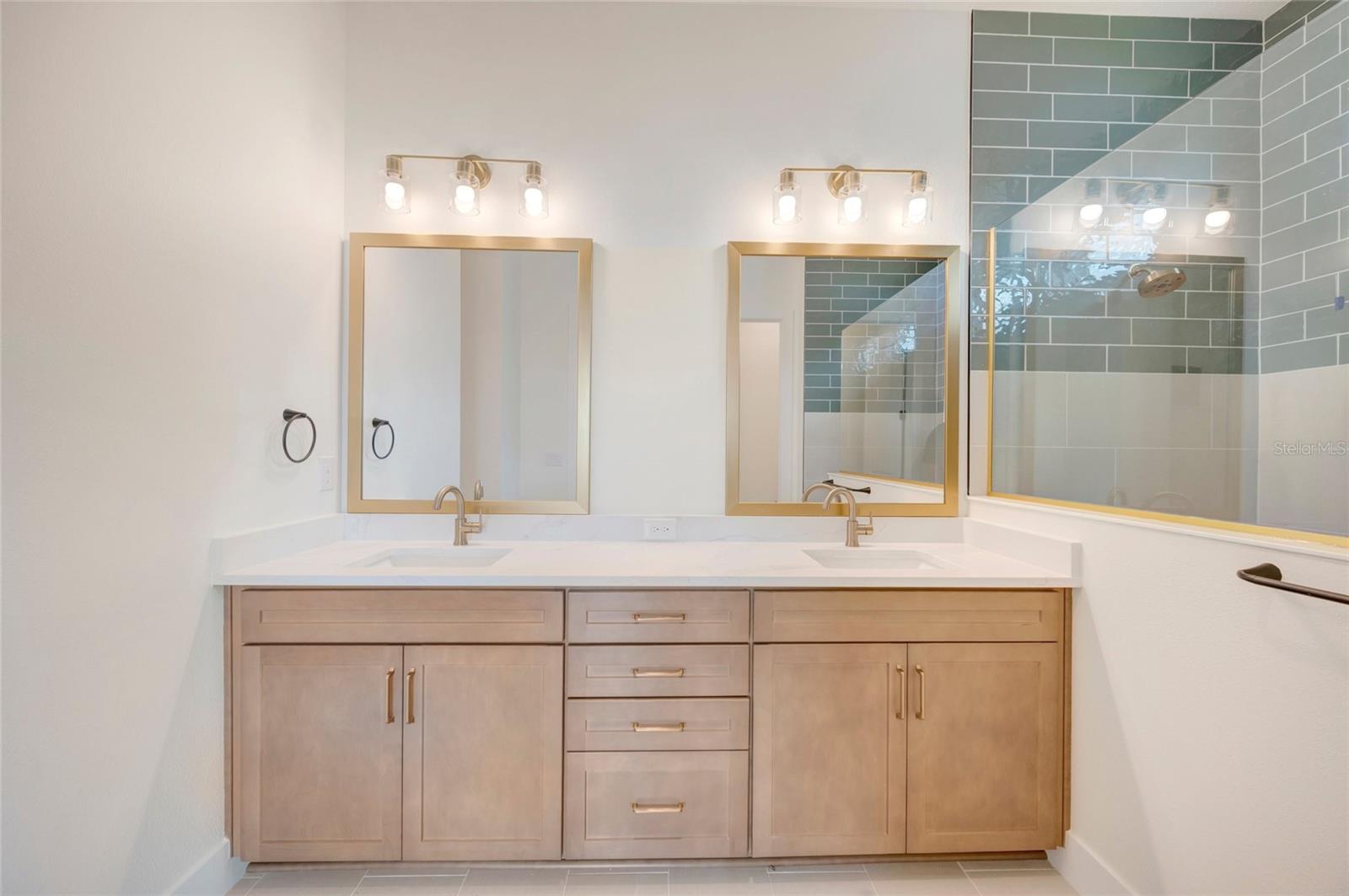 17988 FOXTAIL LOOP, VENICE, FL — photo 15