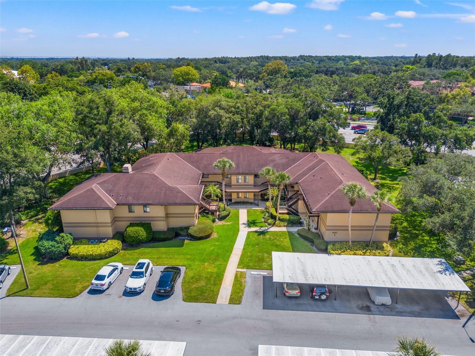2682 SABAL SPRINGS CIR #204, CLEARWATER, FL — photo 2