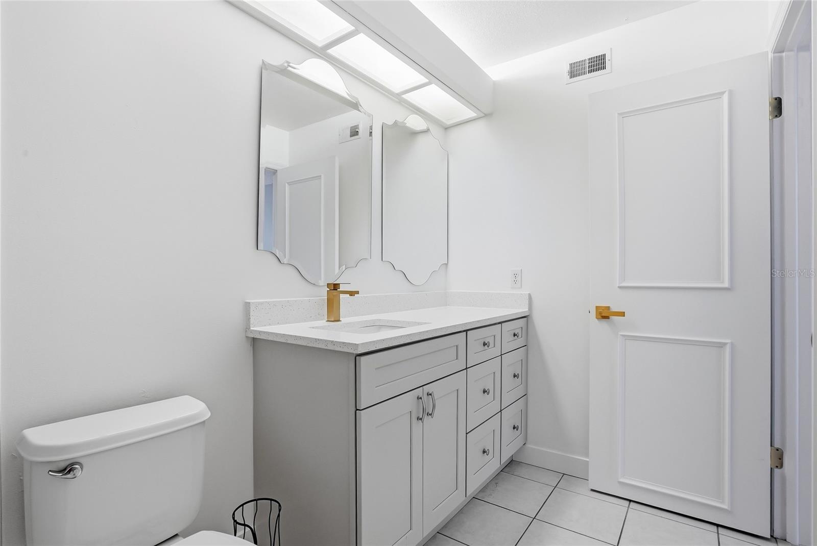 2682 SABAL SPRINGS CIR #204, CLEARWATER, FL — photo 22