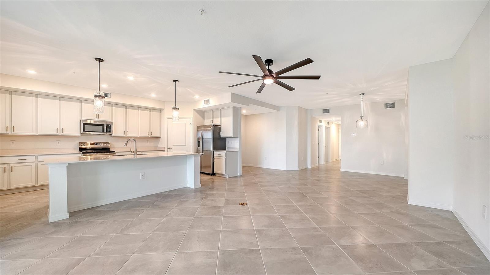 5624 SUMMIT POINTE CIR #104, BRADENTON, FL — photo 8