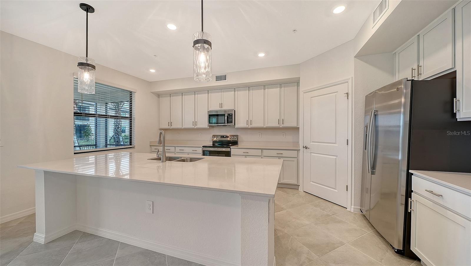 5624 SUMMIT POINTE CIR #104, BRADENTON, FL — photo 14