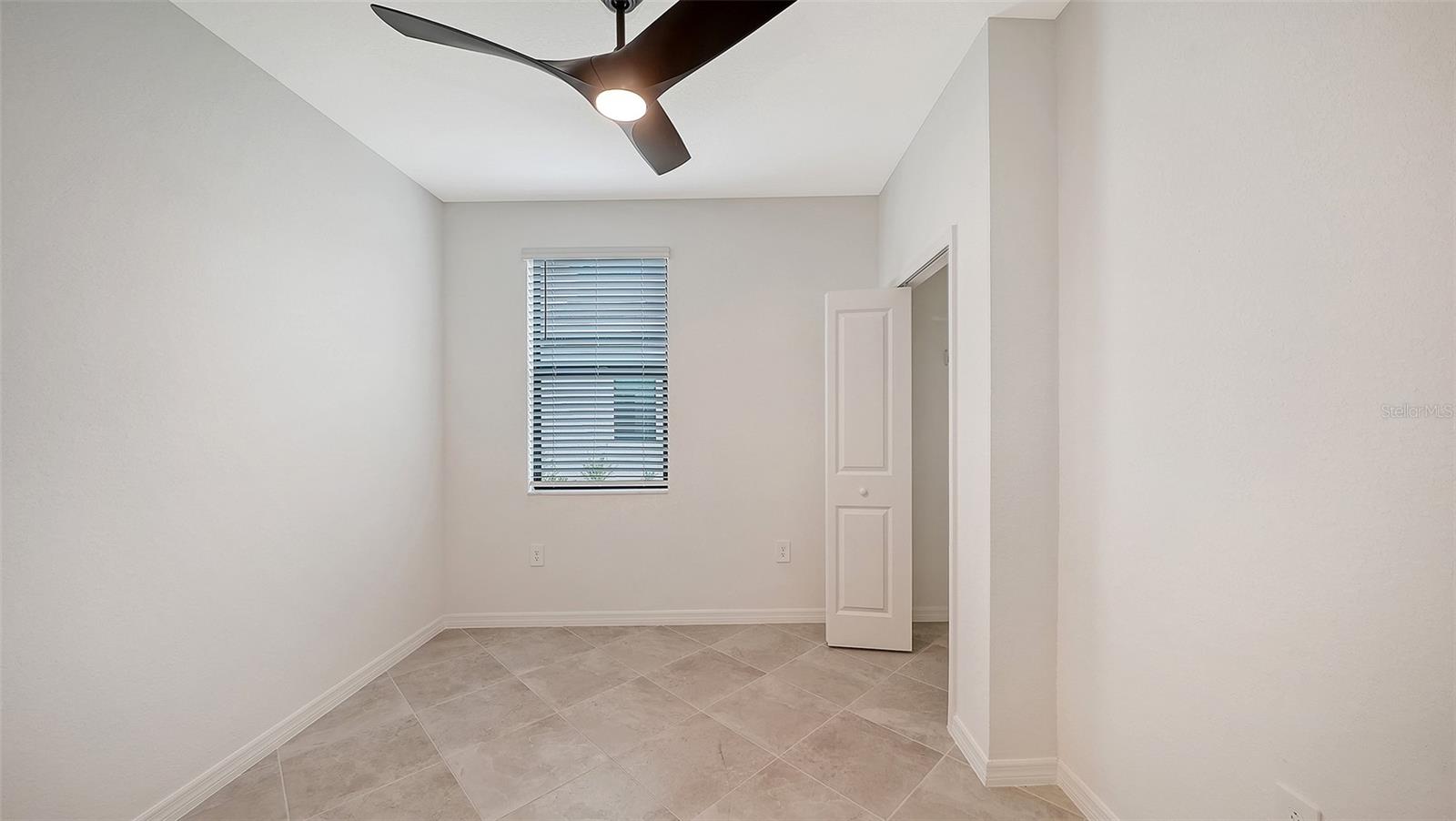 5624 SUMMIT POINTE CIR #104, BRADENTON, FL — photo 35