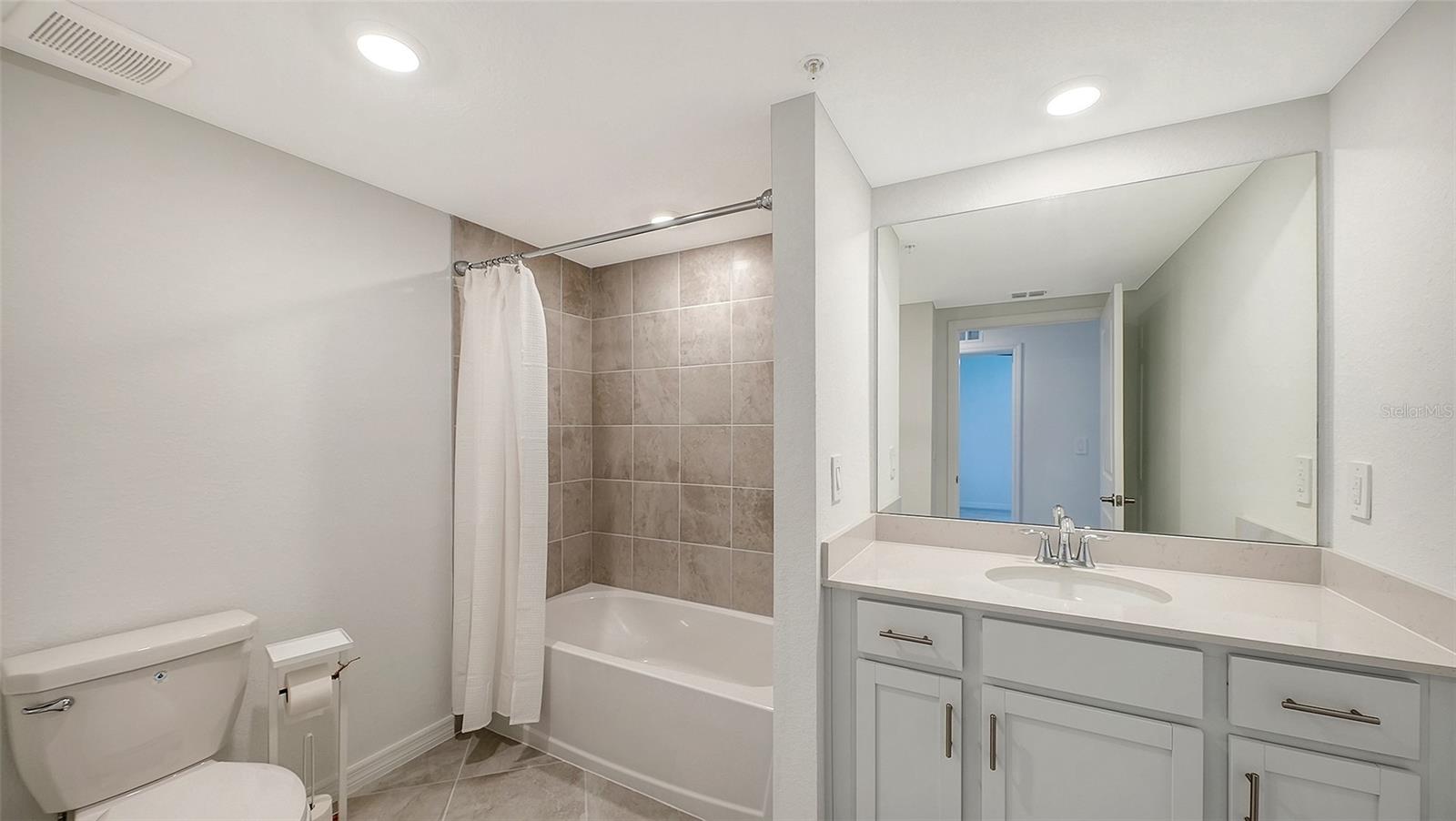 5624 SUMMIT POINTE CIR #104, BRADENTON, FL — photo 39