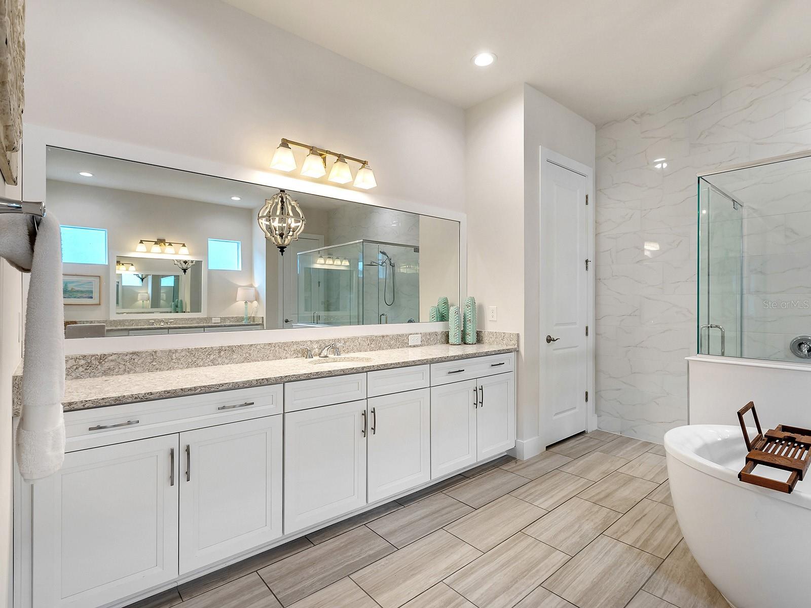 8191 REDONDA LOOP, LAKEWOOD RANCH, FL — photo 34