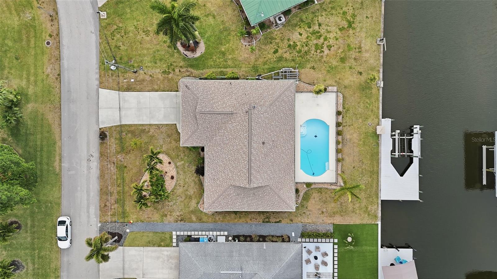 405 TOWER DR, CAPE CORAL, FL — photo 22