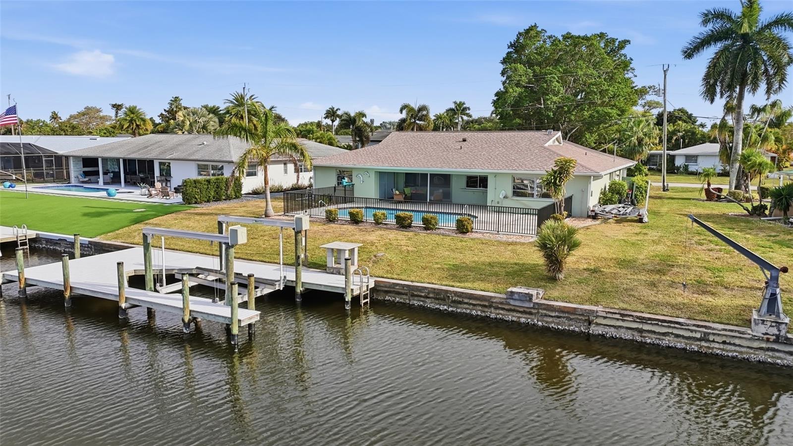 405 TOWER DR, CAPE CORAL, FL — photo 23